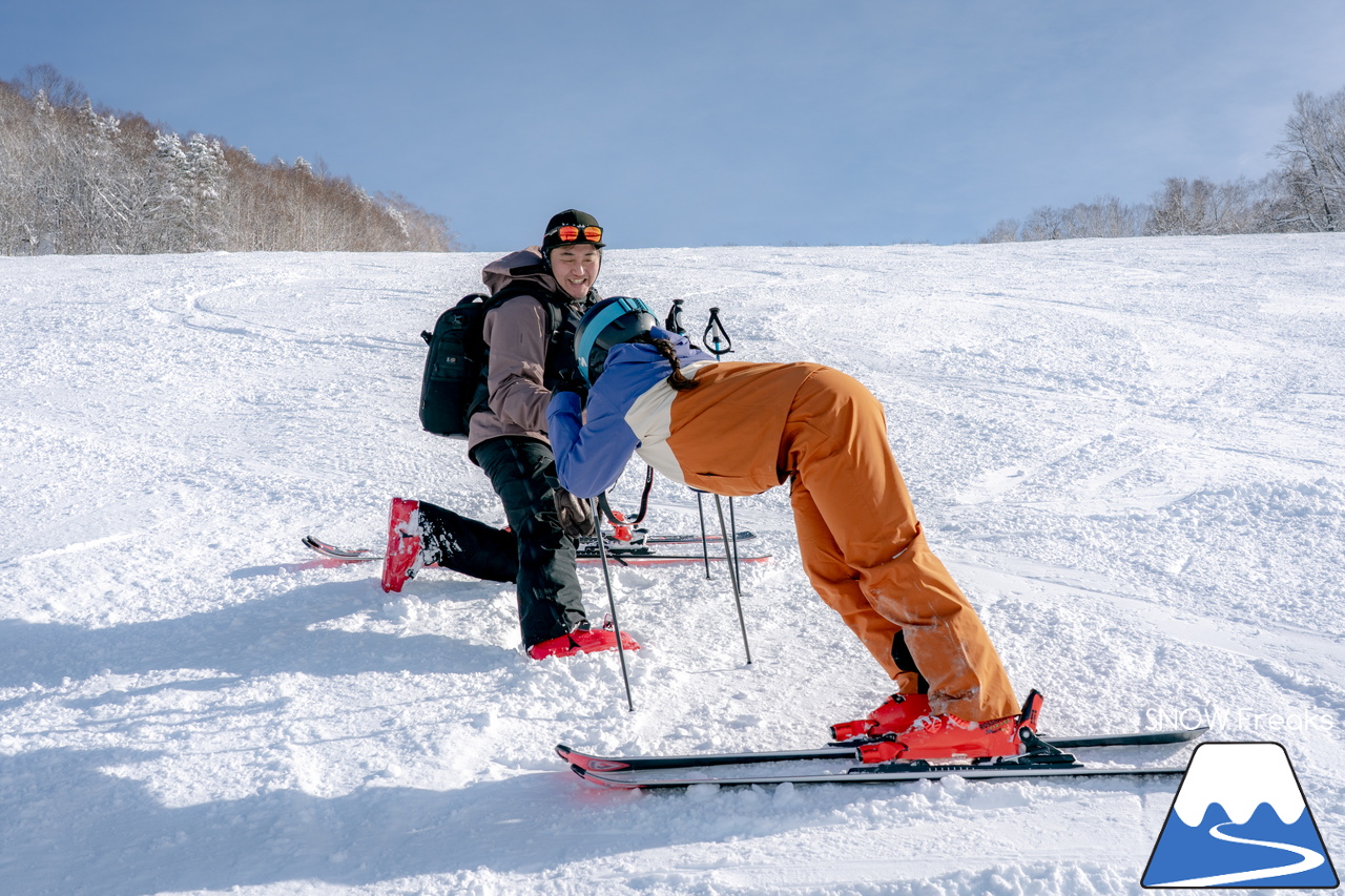 カムイスキーリンクス｜この上ないほど澄んだ青空と極上のパウダースノー。やっぱり『カムイ』は外れない！